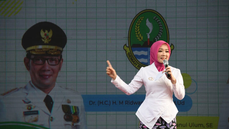 Bunda Literasi Provinsi Jawa Barat Atalia Praratya Ridwan Kamil