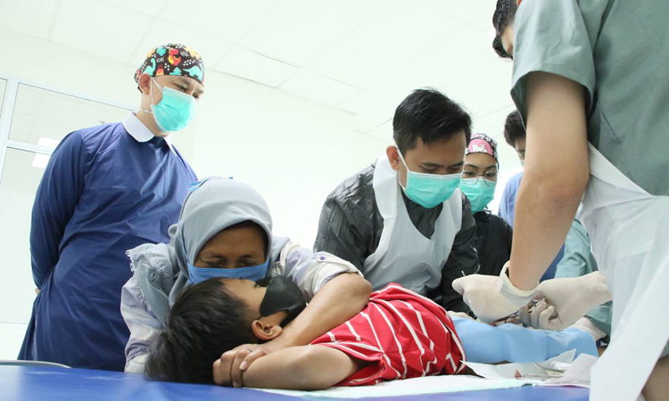 Baznas Kota Bandung Gelar Khitan Massal (Humas_Misni)