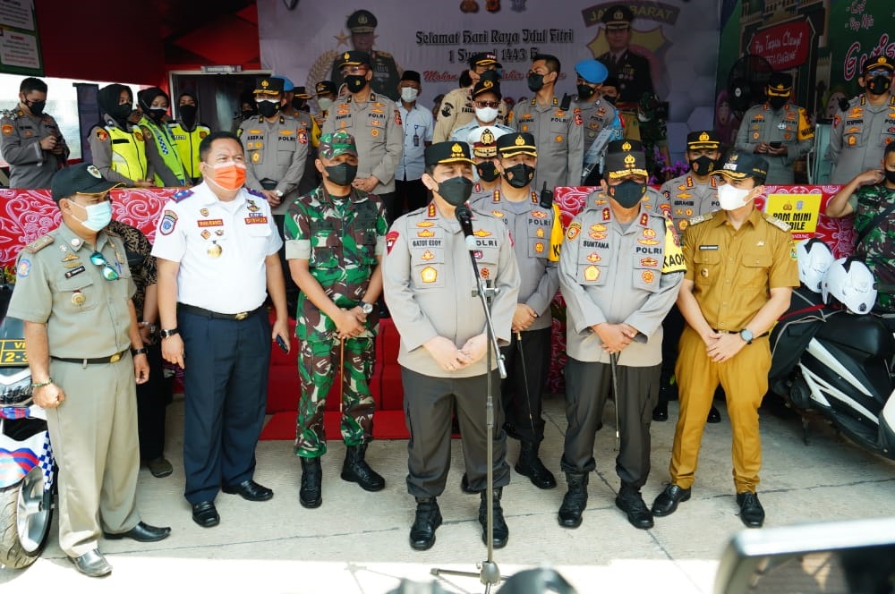 Wakapolri Apresiasi Pos Terpadu Cileunyi.
