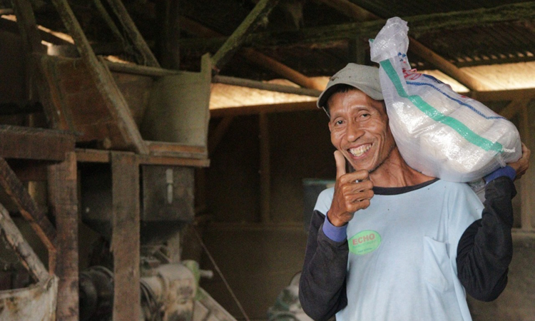 Zakat Beras dari Sinergi Foundation