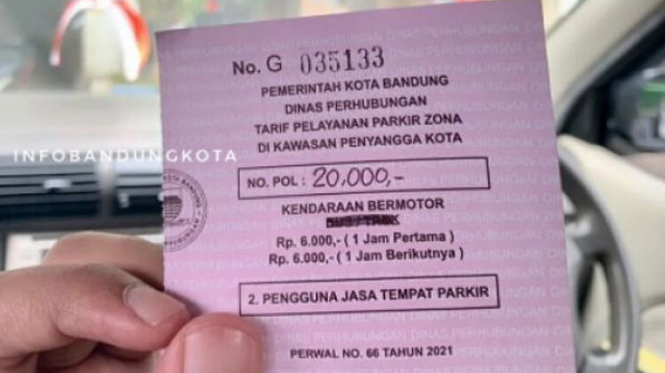 Tangkapan layar karcis parkir yang biayanya melejit.