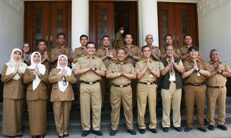 Wali Kota Bandung Yana Mulyana.