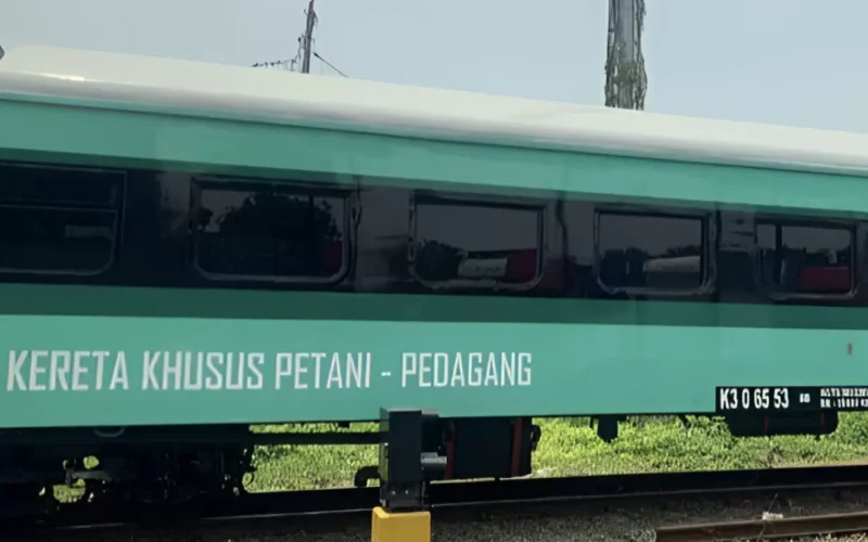 kereta petani